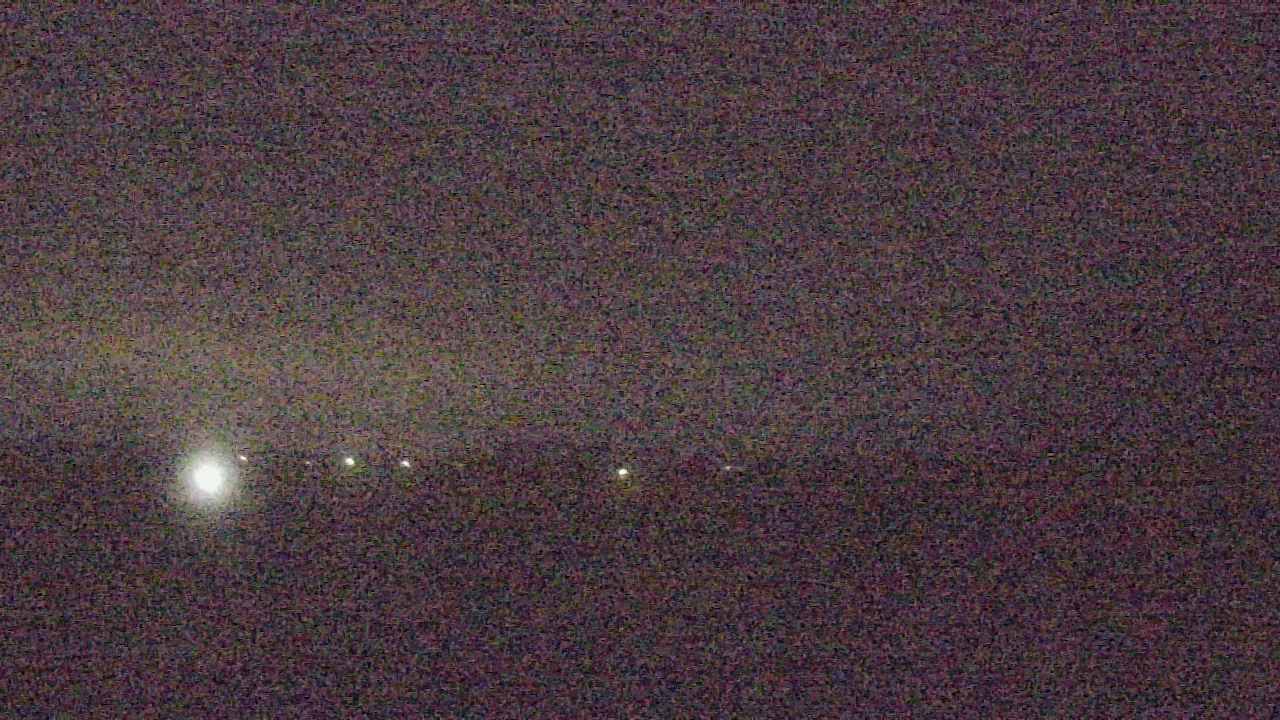 Thumbnail for current weather camera view from Walkers Bluff in Cambria, Illinois