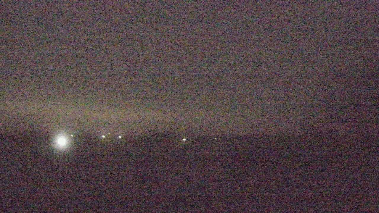 Thumbnail for current weather camera view from Walkers Bluff in Cambria, Illinois