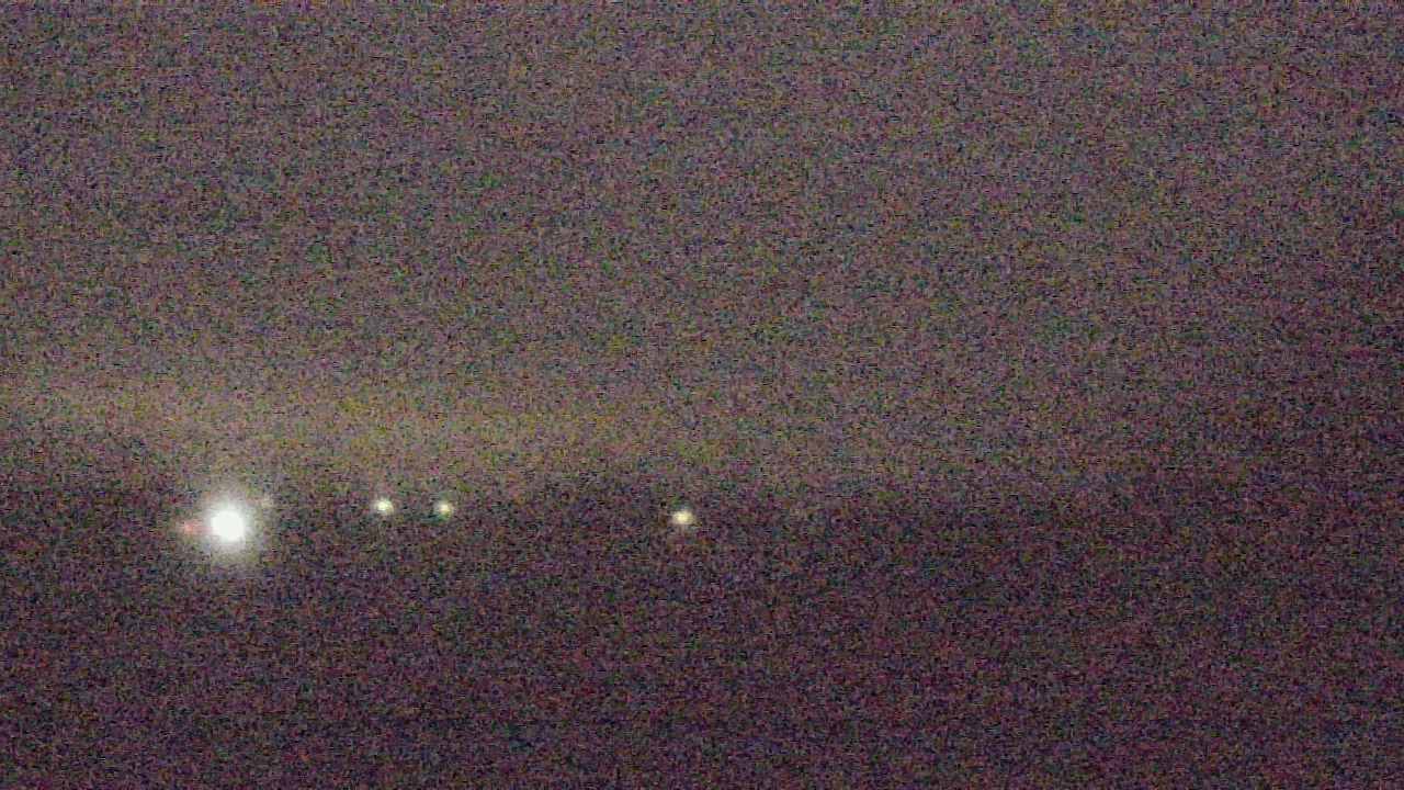 Thumbnail for current weather camera view from Walkers Bluff in Cambria, Illinois