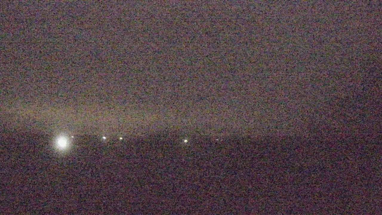 Thumbnail for current weather camera view from Walkers Bluff in Cambria, Illinois