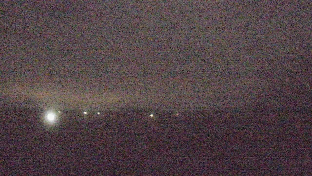Thumbnail for current weather camera view from Walkers Bluff in Cambria, Illinois