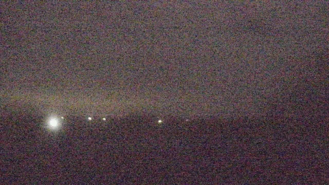 Thumbnail for current weather camera view from Walkers Bluff in Cambria, Illinois