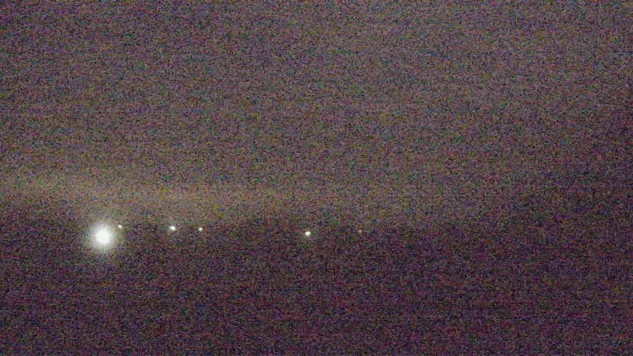 Thumbnail for current weather camera view from Walkers Bluff in Cambria, Illinois