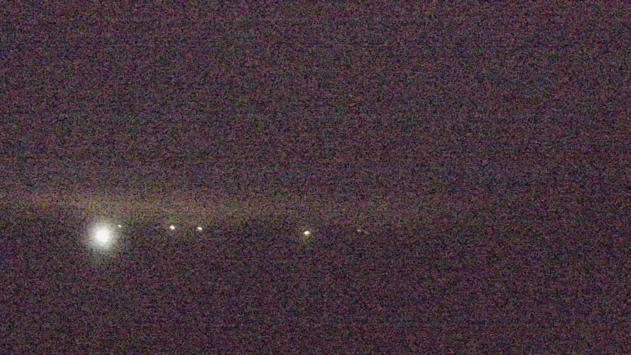 Thumbnail for current weather camera view from Walkers Bluff in Cambria, Illinois