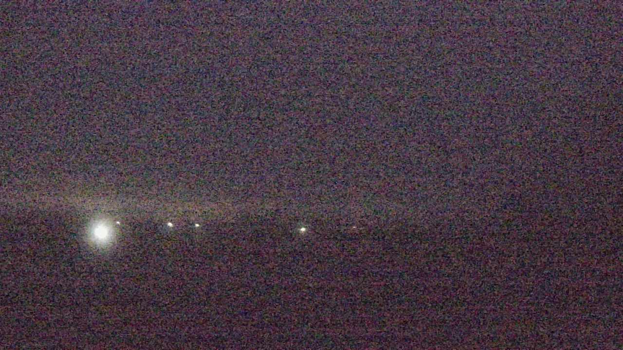 Thumbnail for current weather camera view from Walkers Bluff in Cambria, Illinois