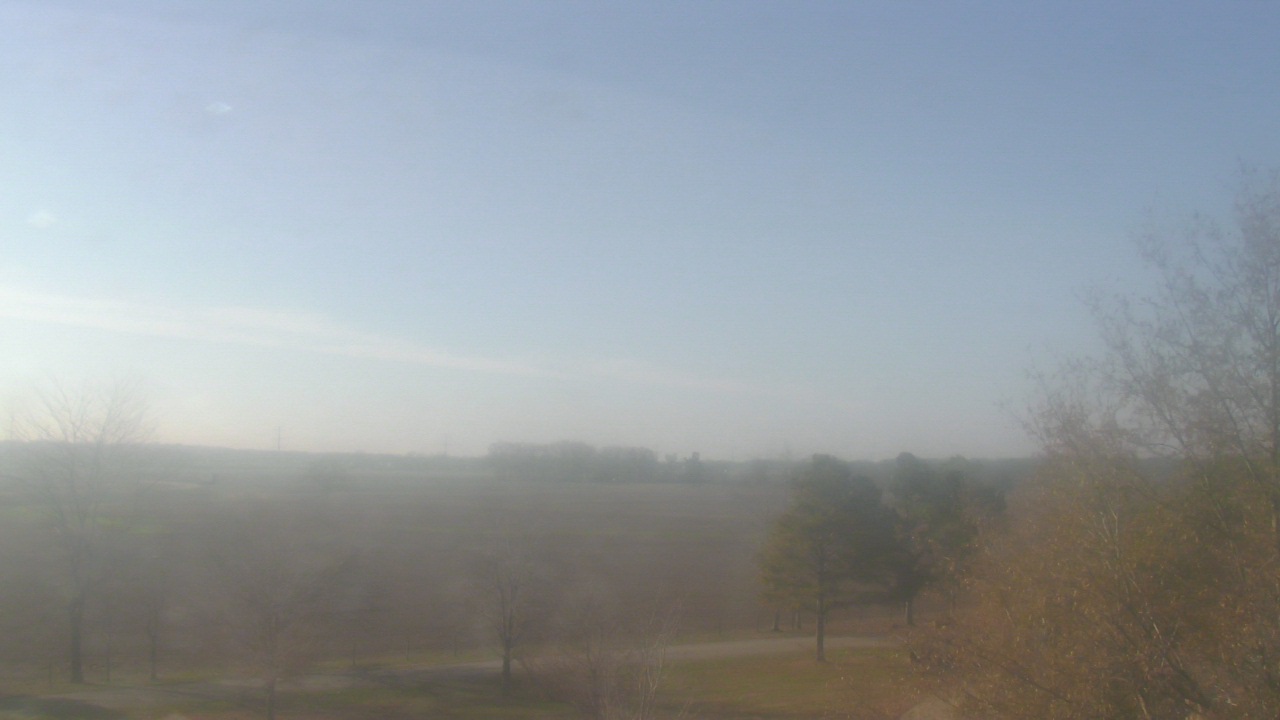 Thumbnail for current weather camera view from Walkers Bluff in Cambria, Illinois