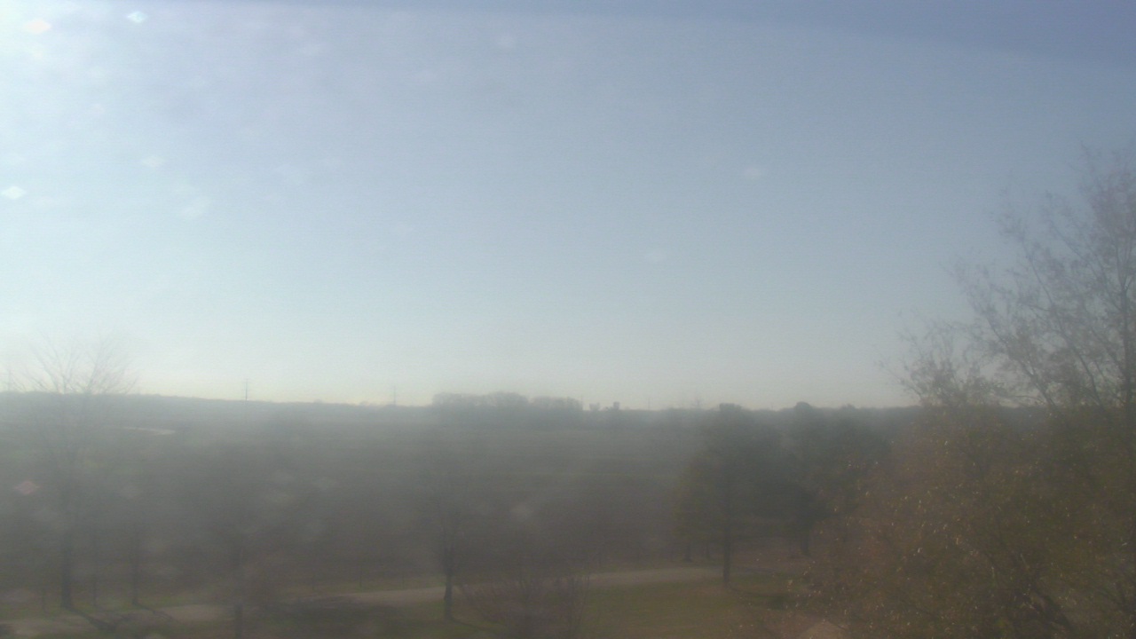 Thumbnail for current weather camera view from Walkers Bluff in Cambria, Illinois