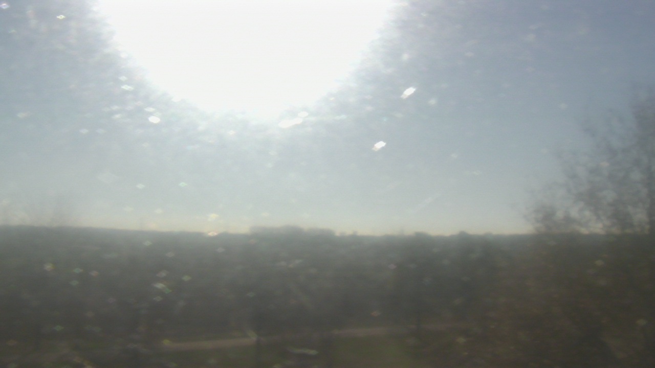 Thumbnail for current weather camera view from Walkers Bluff in Cambria, Illinois