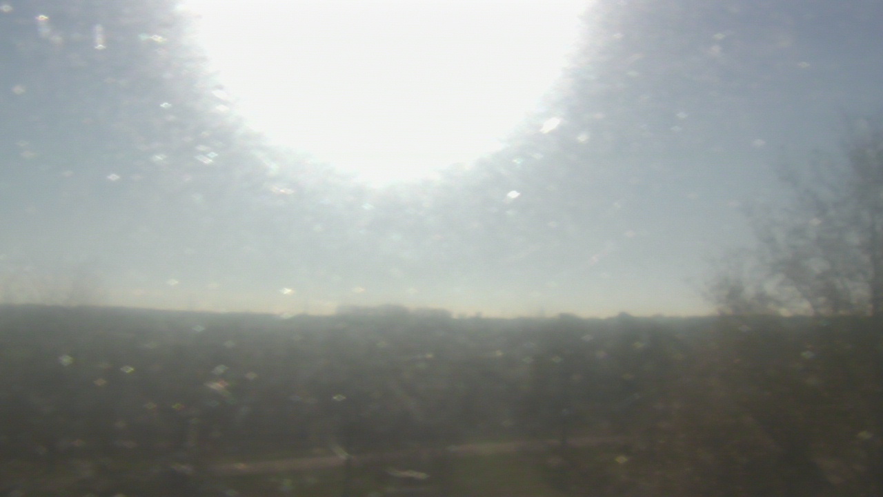 Thumbnail for current weather camera view from Walkers Bluff in Cambria, Illinois