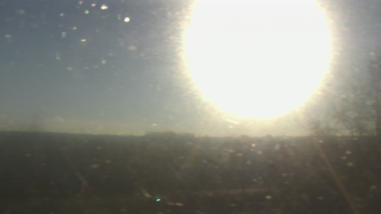 Thumbnail for current weather camera view from Walkers Bluff in Cambria, Illinois