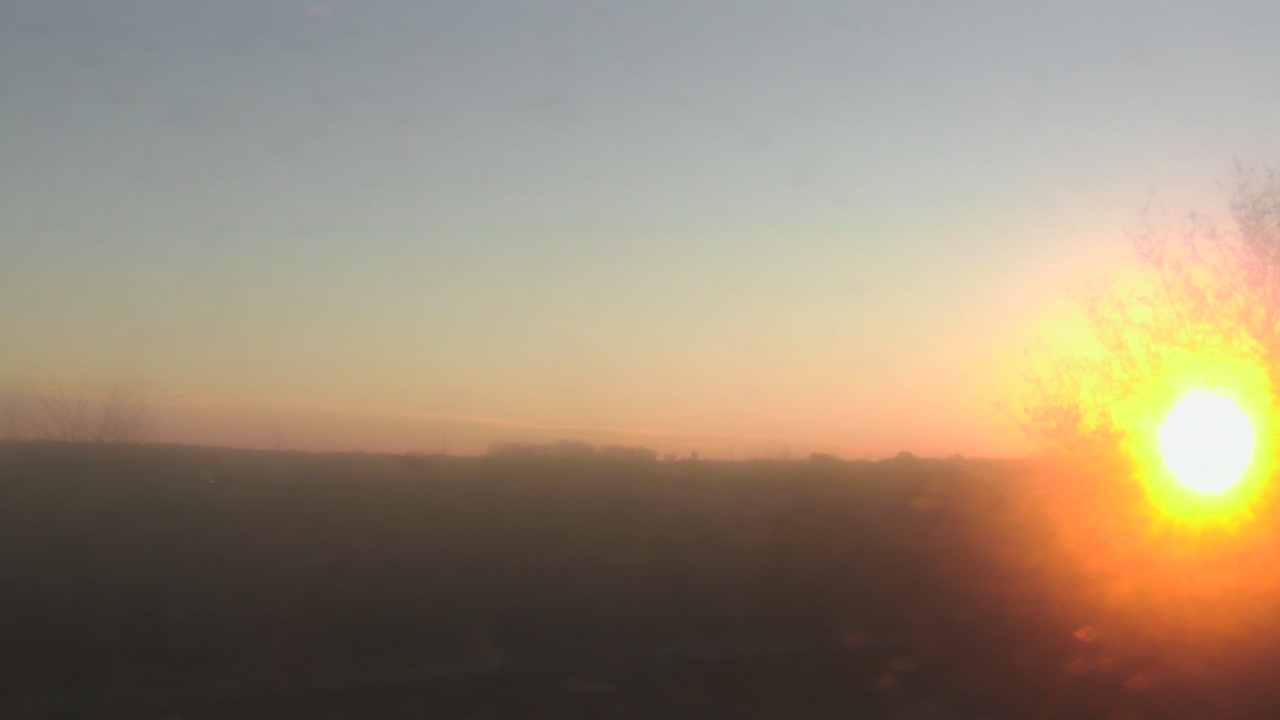 Thumbnail for current weather camera view from Walkers Bluff in Cambria, Illinois