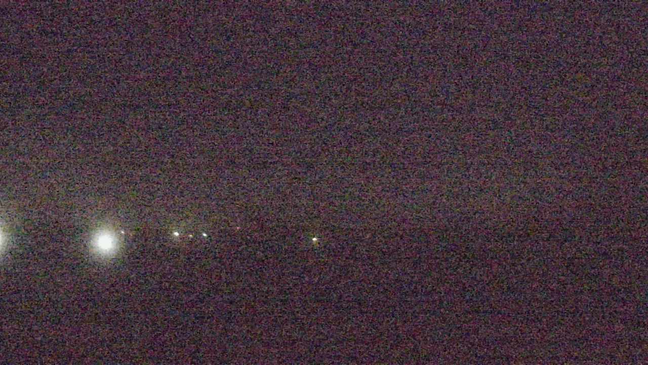 Thumbnail for current weather camera view from Walkers Bluff in Cambria, Illinois