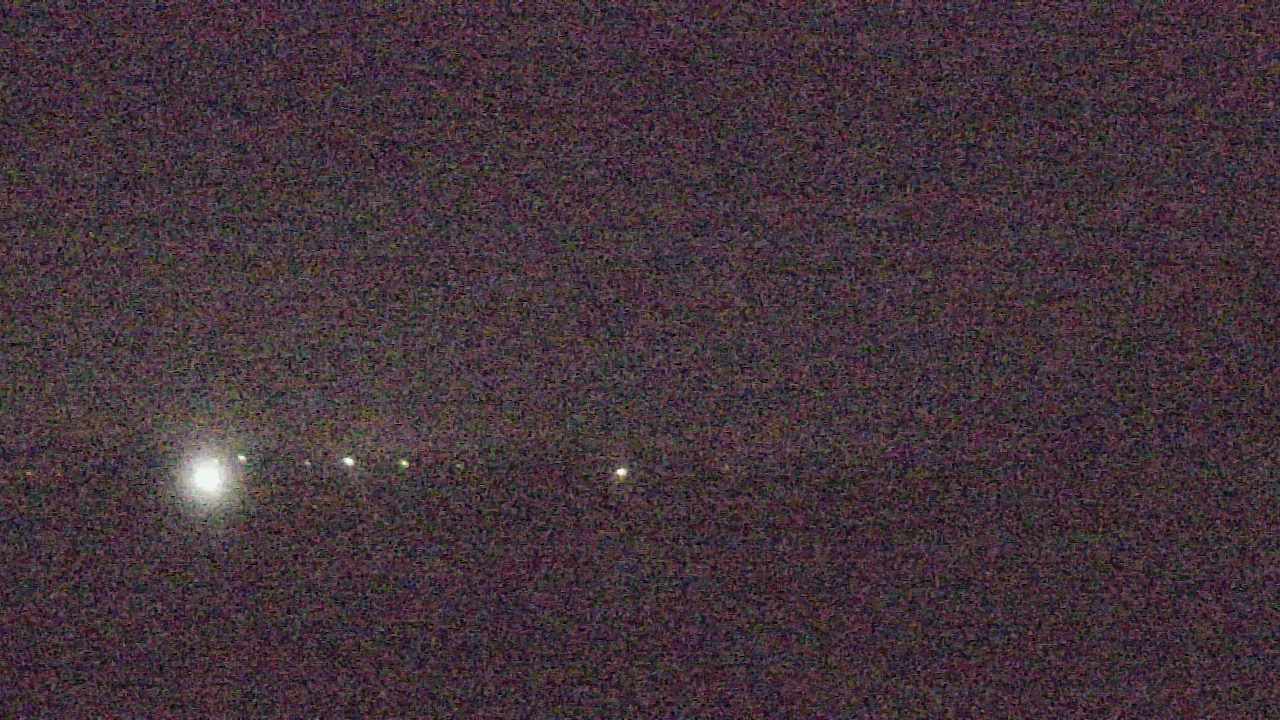 Thumbnail for current weather camera view from Walkers Bluff in Cambria, Illinois