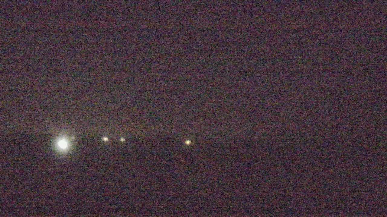 Thumbnail for current weather camera view from Walkers Bluff in Cambria, Illinois
