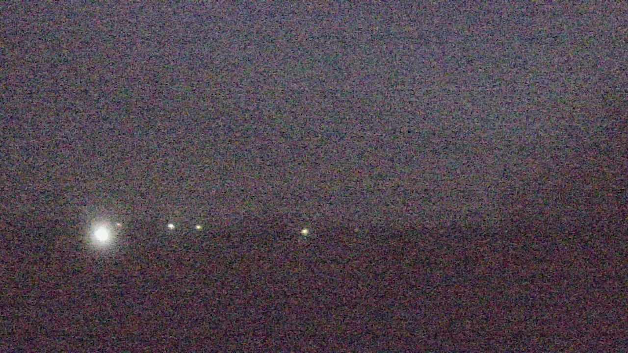 Thumbnail for current weather camera view from Walkers Bluff in Cambria, Illinois