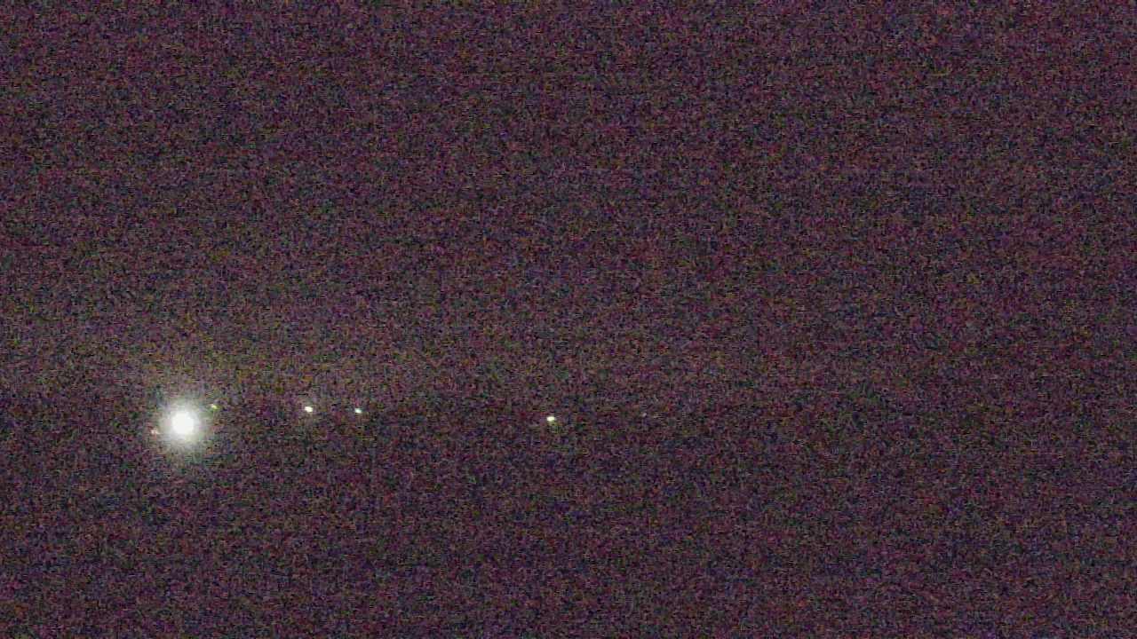 Thumbnail for current weather camera view from Walkers Bluff in Cambria, Illinois