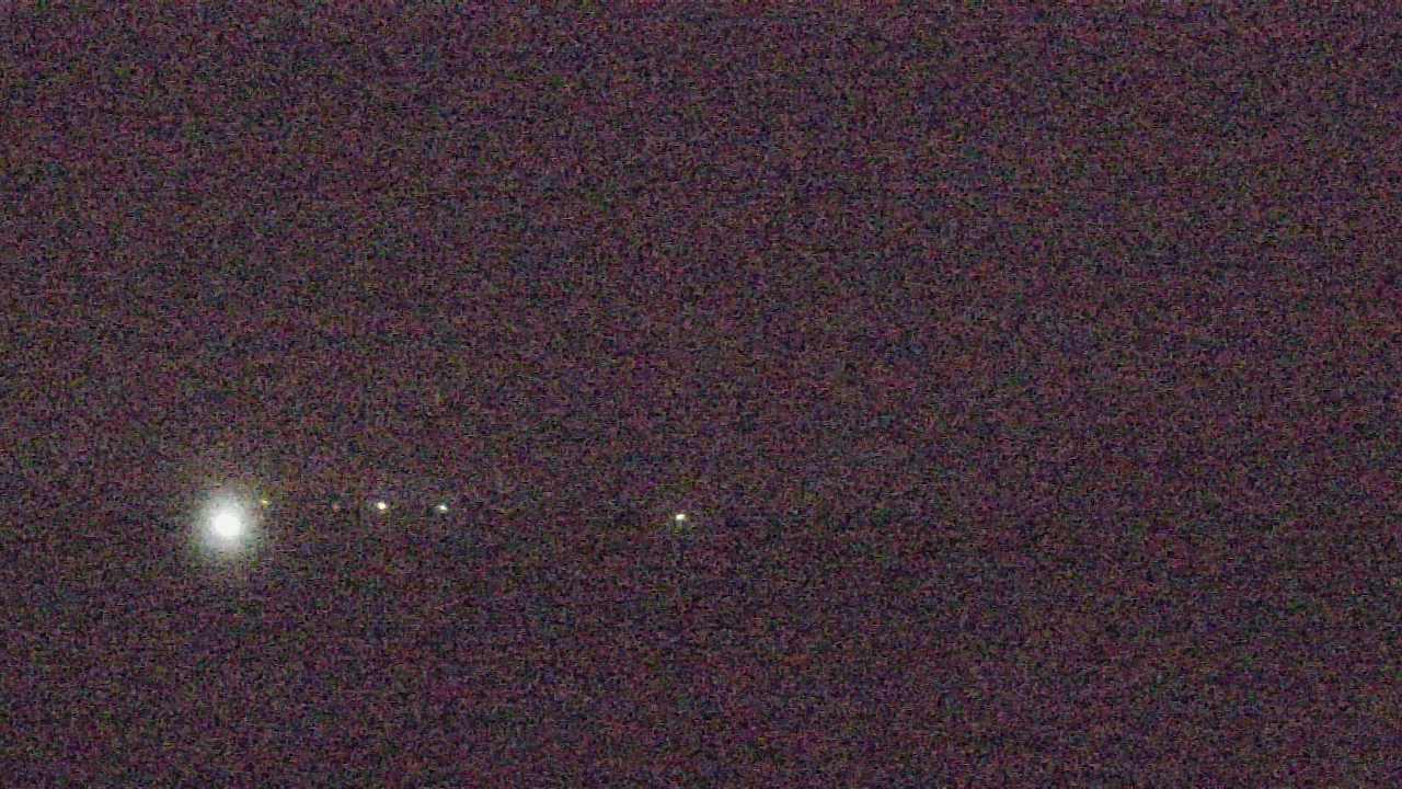 Thumbnail for current weather camera view from Walkers Bluff in Cambria, Illinois
