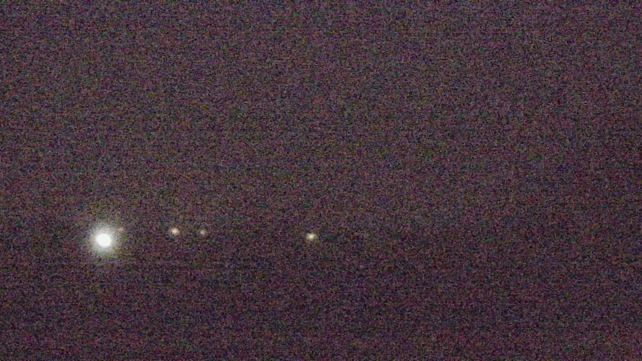 Thumbnail for current weather camera view from Walkers Bluff in Cambria, Illinois