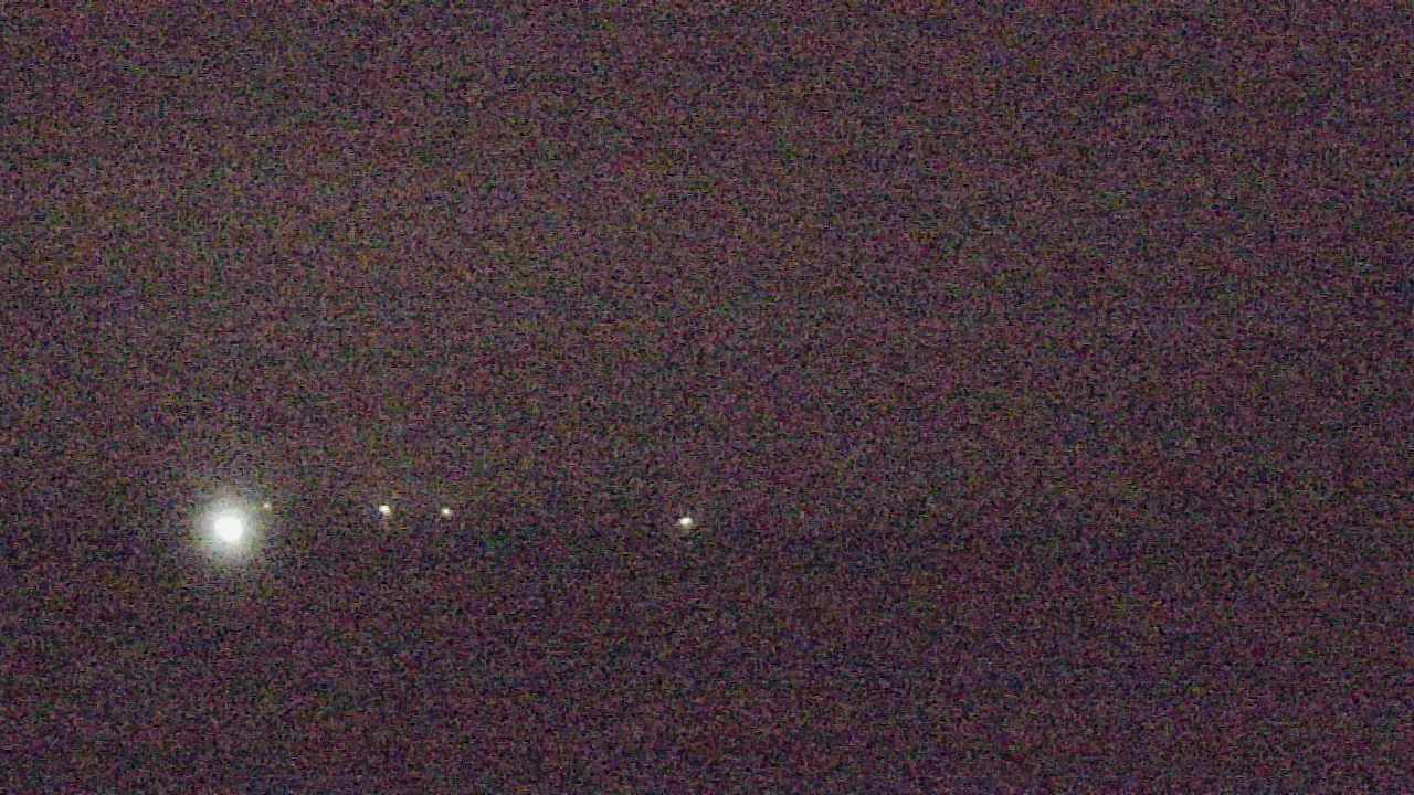 Thumbnail for current weather camera view from Walkers Bluff in Cambria, Illinois