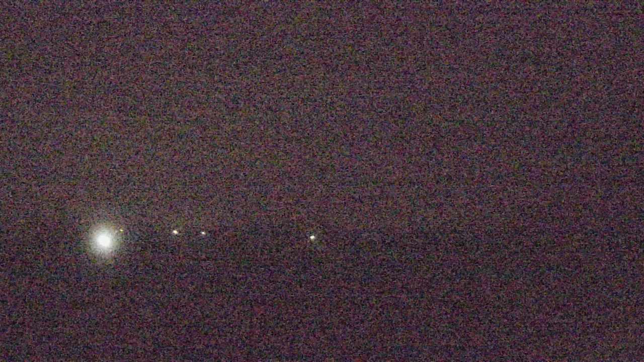 Thumbnail for current weather camera view from Walkers Bluff in Cambria, Illinois