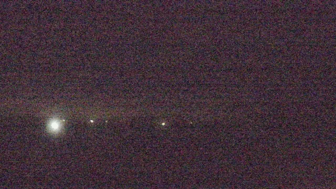 Thumbnail for current weather camera view from Walkers Bluff in Cambria, Illinois