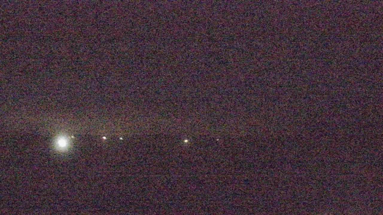 Thumbnail for current weather camera view from Walkers Bluff in Cambria, Illinois