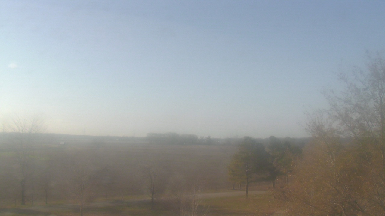 Thumbnail for current weather camera view from Walkers Bluff in Cambria, Illinois