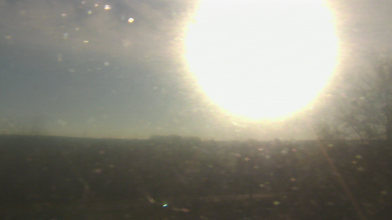 Thumbnail for current weather camera view from Walkers Bluff in Cambria, Illinois