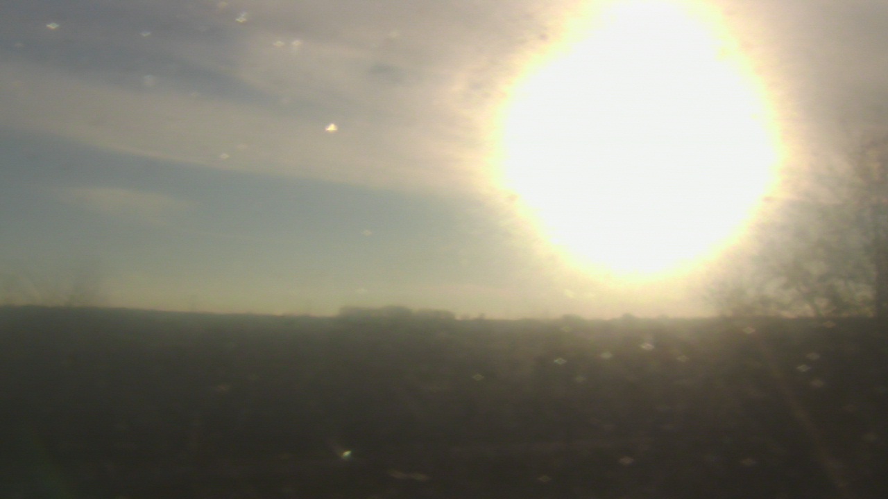 Thumbnail for current weather camera view from Walkers Bluff in Cambria, Illinois