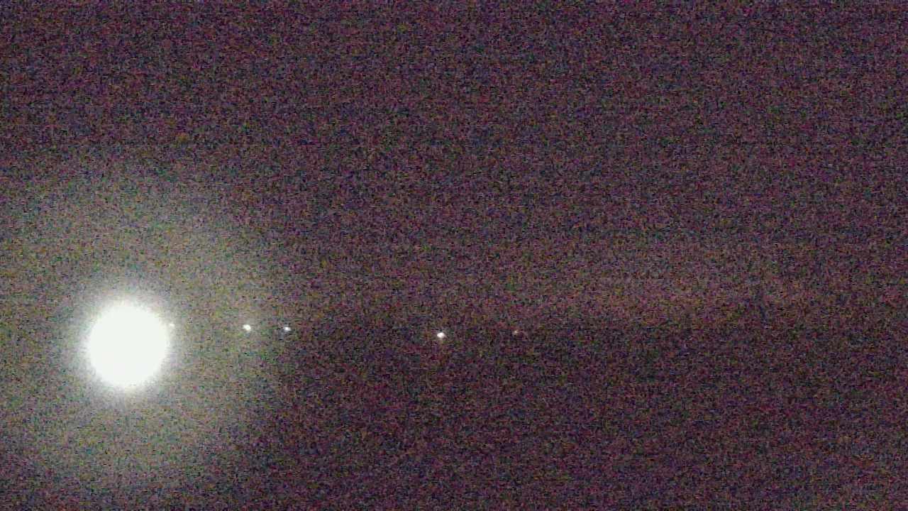 Thumbnail for current weather camera view from Walkers Bluff in Cambria, Illinois