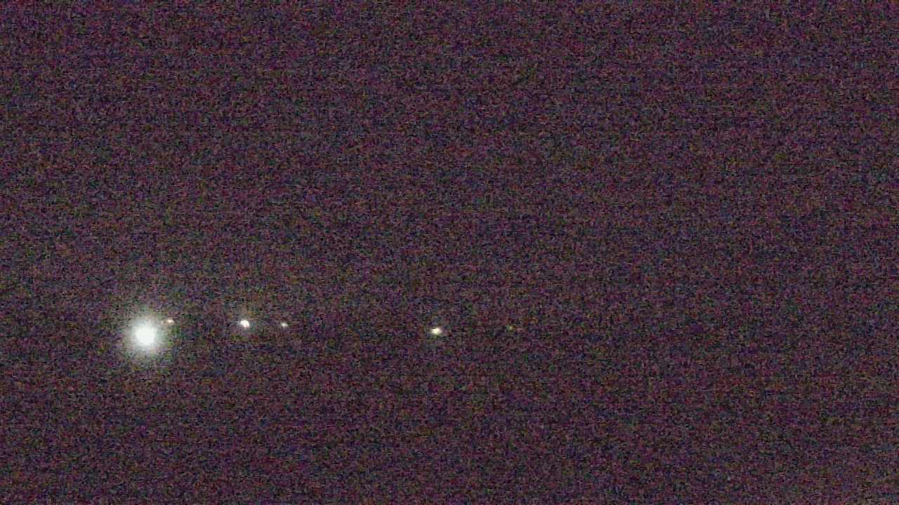 Thumbnail for current weather camera view from Walkers Bluff in Cambria, Illinois