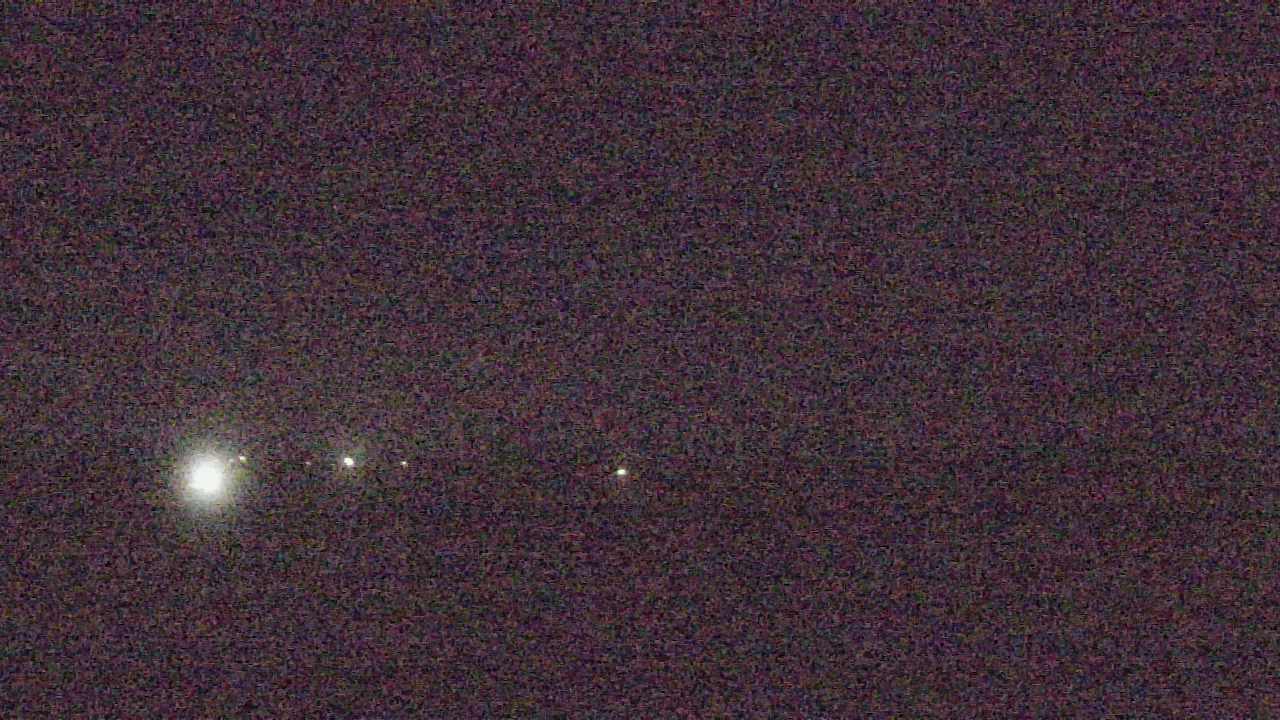 Thumbnail for current weather camera view from Walkers Bluff in Cambria, Illinois