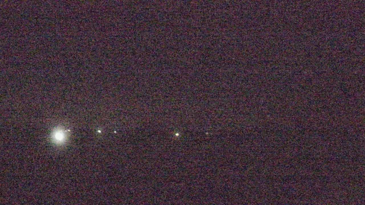 Thumbnail for current weather camera view from Walkers Bluff in Cambria, Illinois