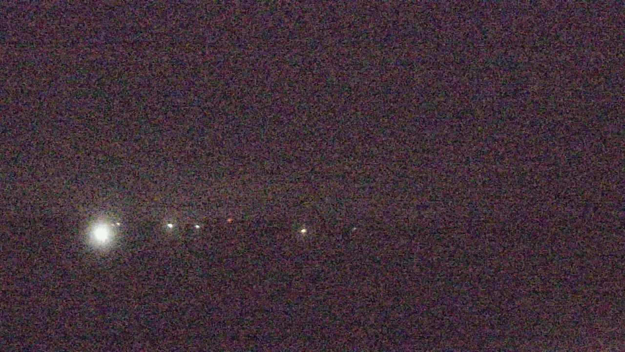 Thumbnail for current weather camera view from Walkers Bluff in Cambria, Illinois
