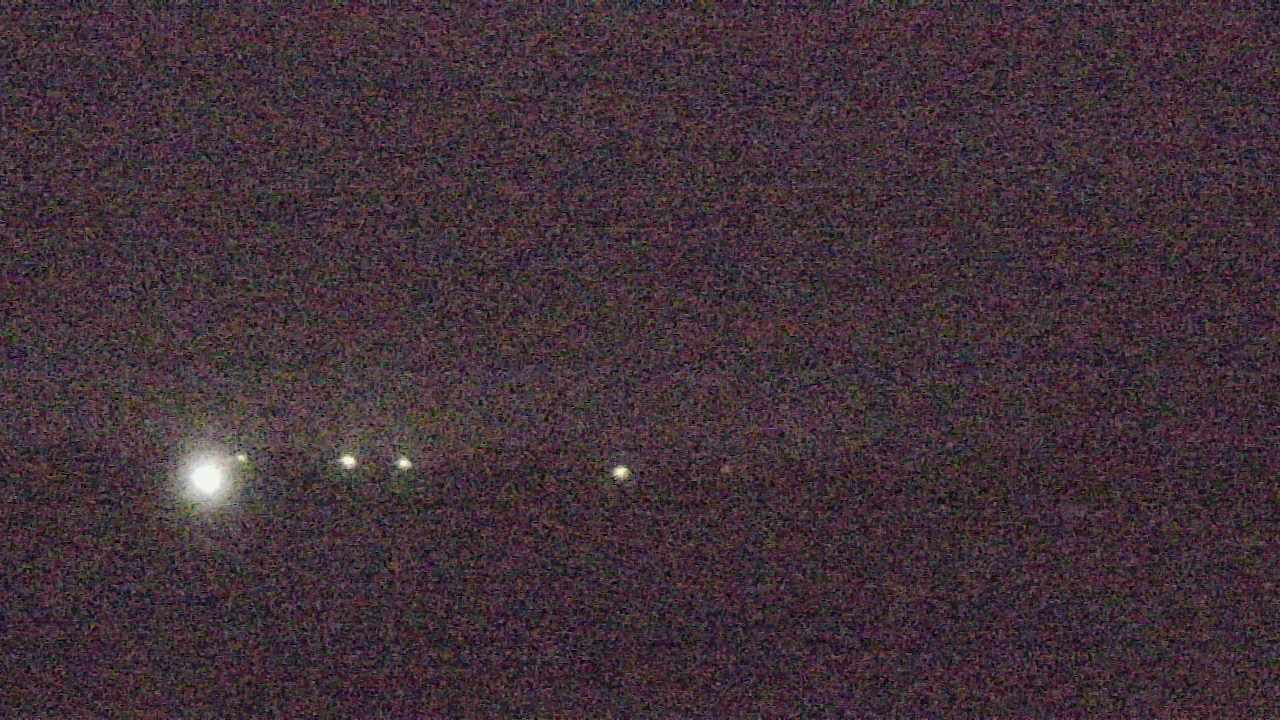 Thumbnail for current weather camera view from Walkers Bluff in Cambria, Illinois