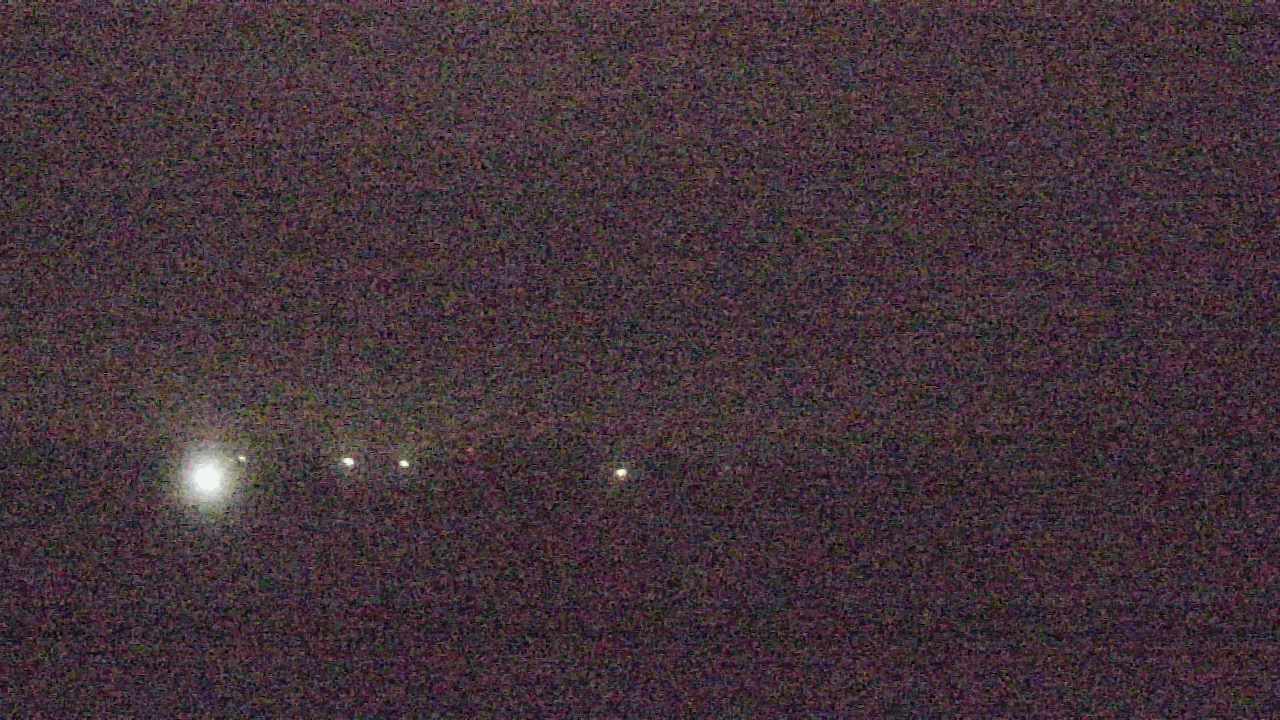 Thumbnail for current weather camera view from Walkers Bluff in Cambria, Illinois