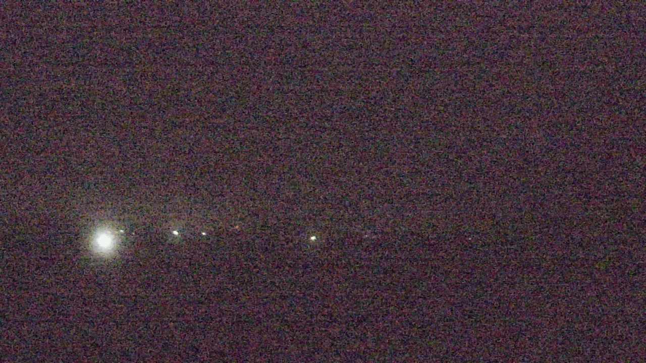 Thumbnail for current weather camera view from Walkers Bluff in Cambria, Illinois