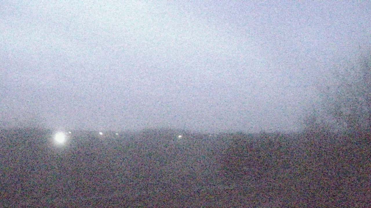 Thumbnail for current weather camera view from Walkers Bluff in Cambria, Illinois