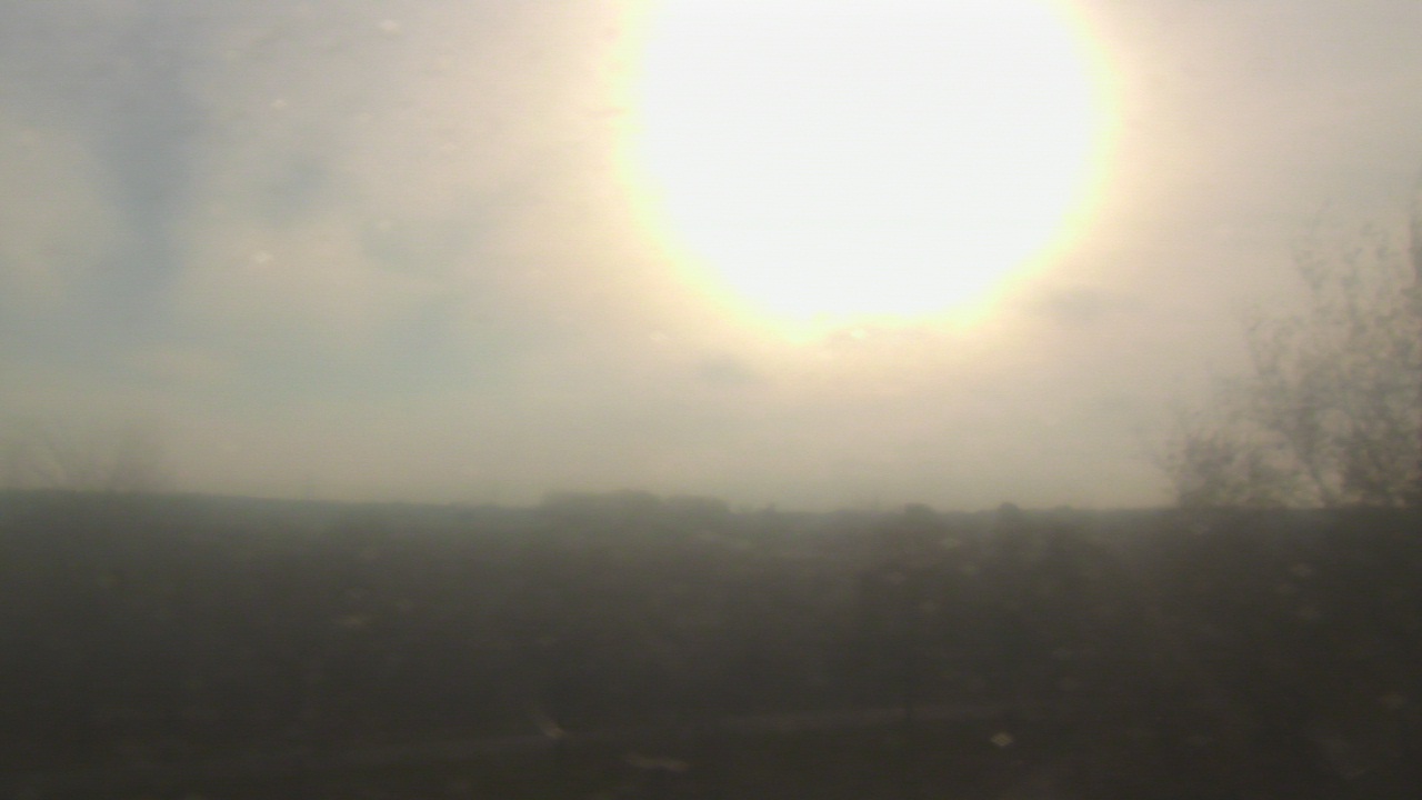 Thumbnail for current weather camera view from Walkers Bluff in Cambria, Illinois