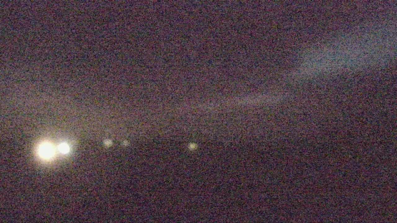 Thumbnail for current weather camera view from Walkers Bluff in Cambria, Illinois