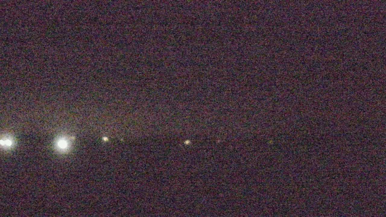 Thumbnail for current weather camera view from Walkers Bluff in Cambria, Illinois