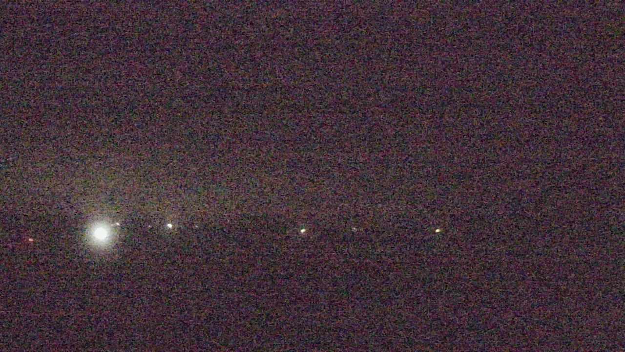 Thumbnail for current weather camera view from Walkers Bluff in Cambria, Illinois