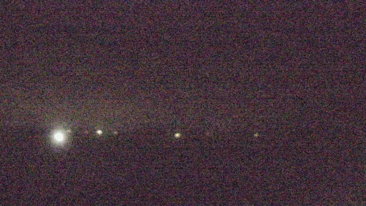 Thumbnail for current weather camera view from Walkers Bluff in Cambria, Illinois