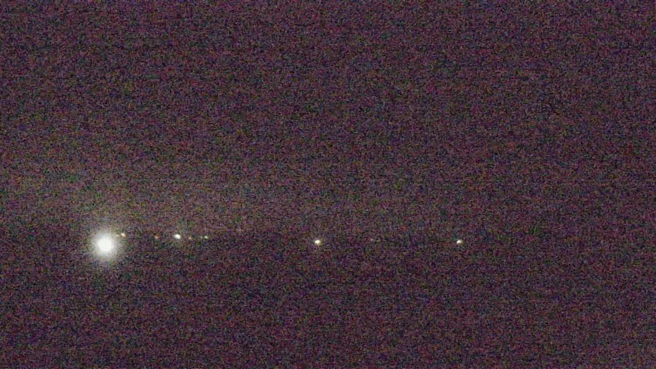 Thumbnail for current weather camera view from Walkers Bluff in Cambria, Illinois