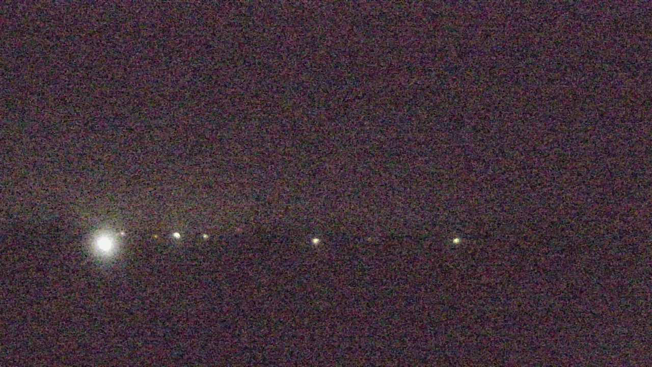 Thumbnail for current weather camera view from Walkers Bluff in Cambria, Illinois
