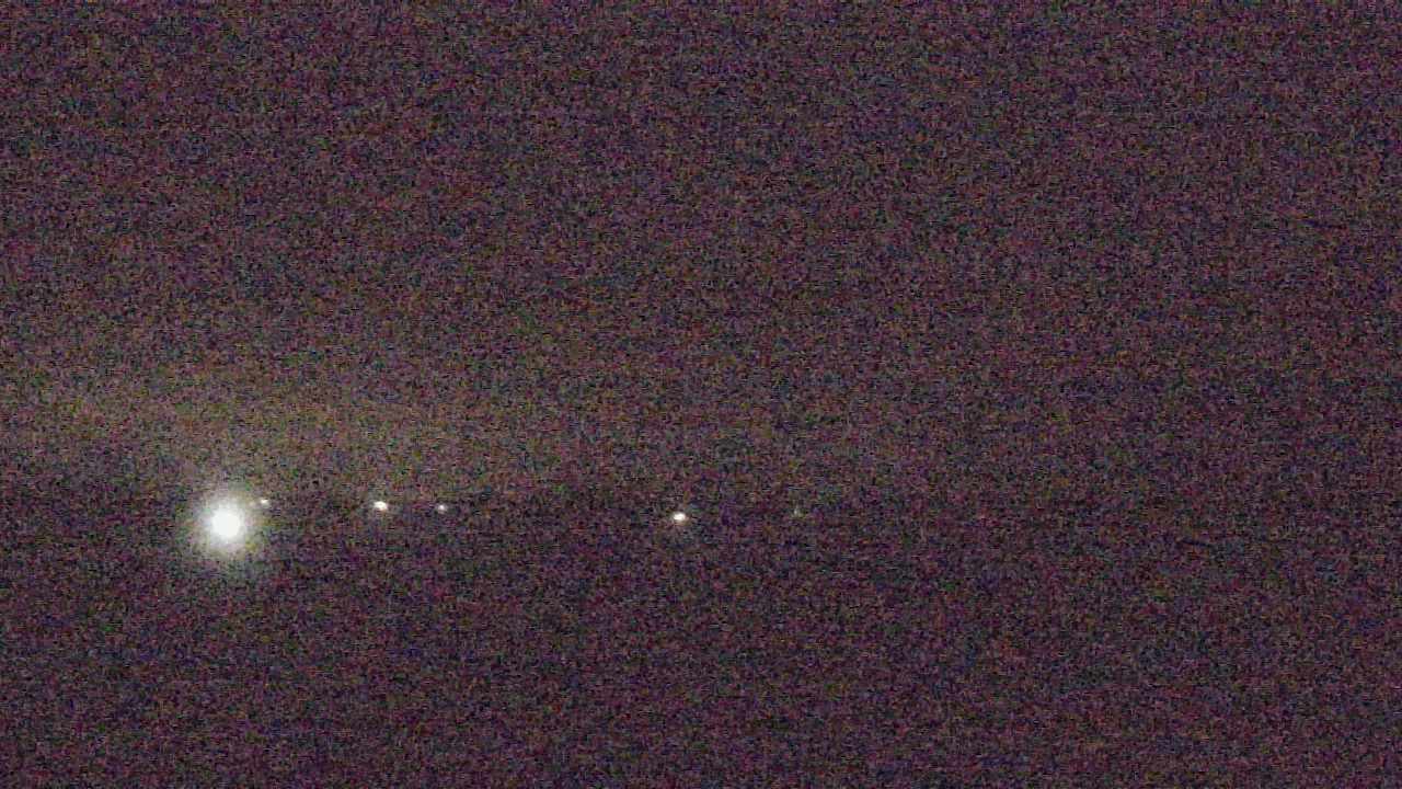 Thumbnail for current weather camera view from Walkers Bluff in Cambria, Illinois