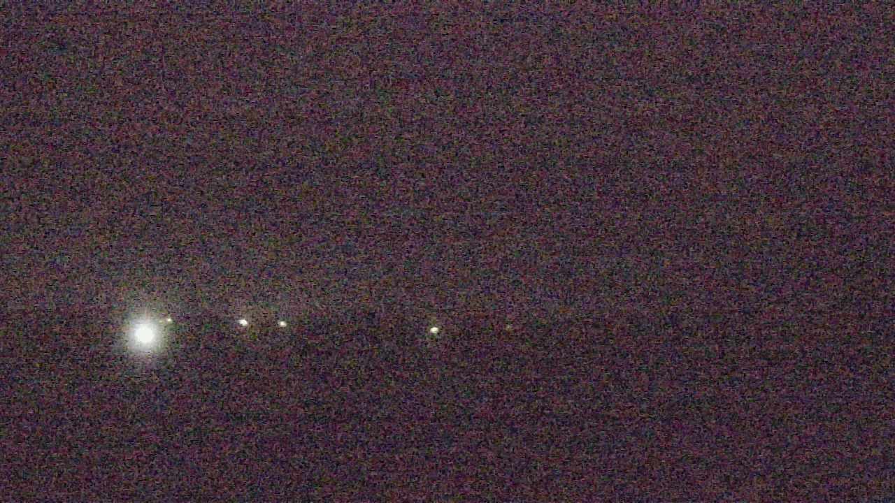 Thumbnail for current weather camera view from Walkers Bluff in Cambria, Illinois