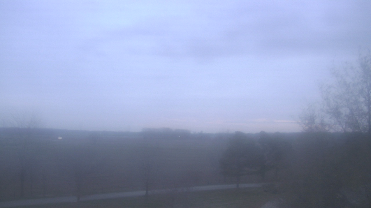 Thumbnail for current weather camera view from Walkers Bluff in Cambria, Illinois
