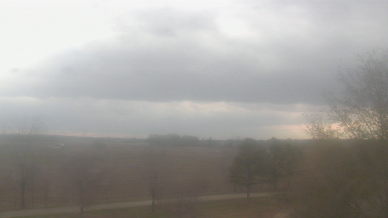 Thumbnail for current weather camera view from Walkers Bluff in Cambria, Illinois