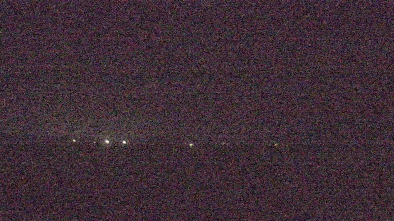 Thumbnail for current weather camera view from Walkers Bluff in Cambria, Illinois